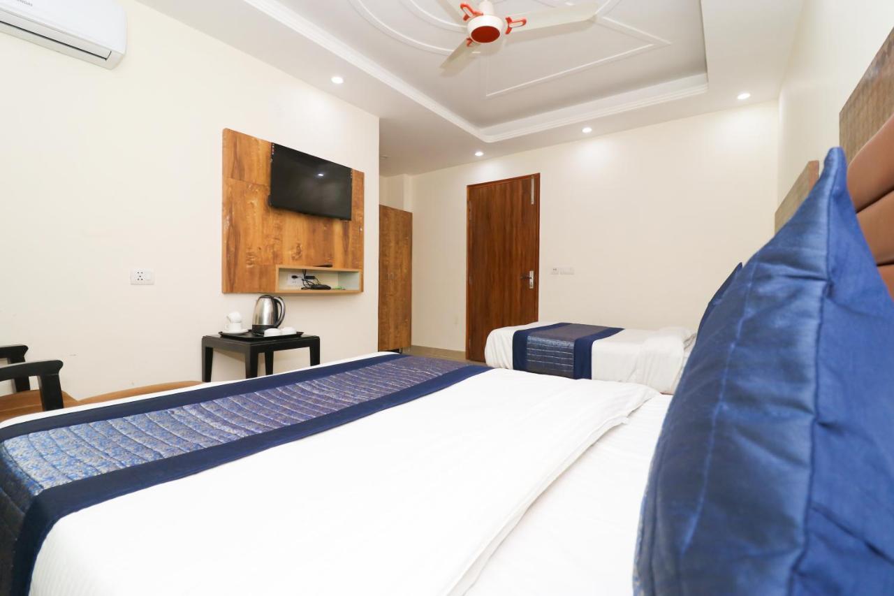 Hotel Belwood Suites - Near New Delhi Airport Luaran gambar