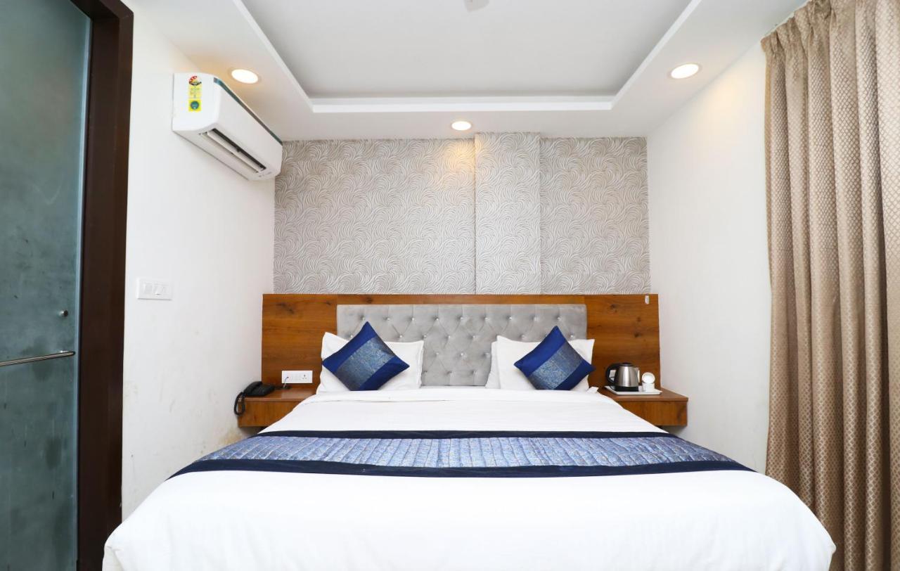 Hotel Belwood Suites - Near New Delhi Airport Luaran gambar