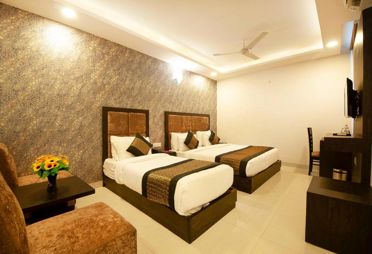 Hotel Belwood Suites - Near New Delhi Airport Luaran gambar
